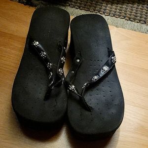 Platform sandals with Skull detail